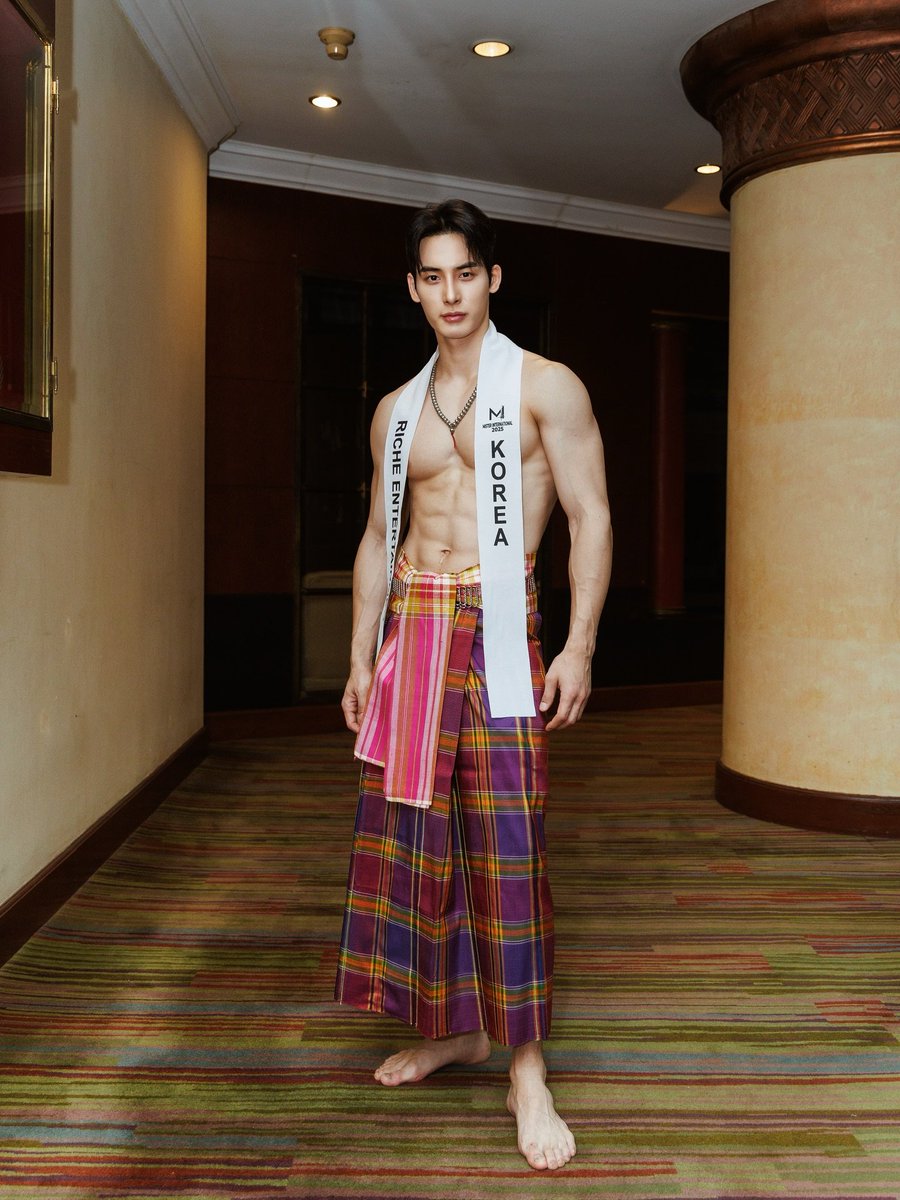 鲜肉工坊 tweet media