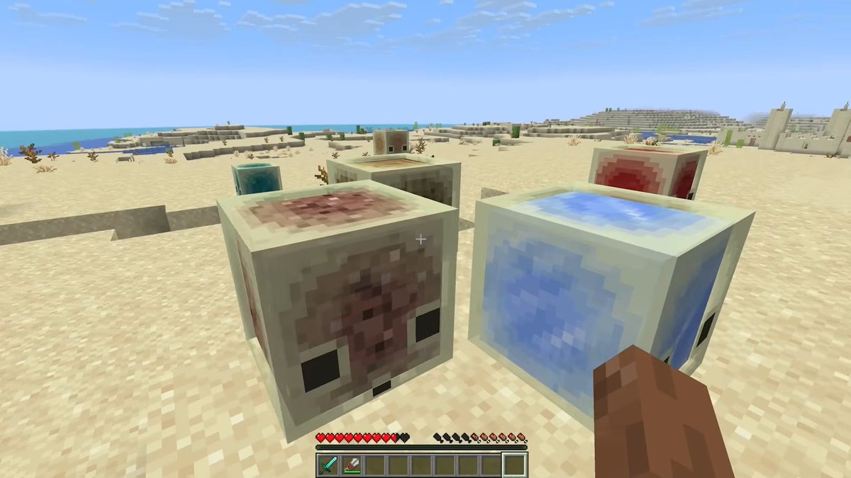 abc_kuma1025's tweet image. 新バイオームの"Sulfur Caves"には、"Sulfur Cube"という、友好的Mobがスポーンするらしい！
ブロックを吸収することができて、吸収すると動かなくなり、ボールのように飛ばすことができるみたい！
氷：滑る/羊毛：浮く/金属：重くなるなど、ブロックによって挙動も変わる！
#Minecraft
#MinecraftLIVE