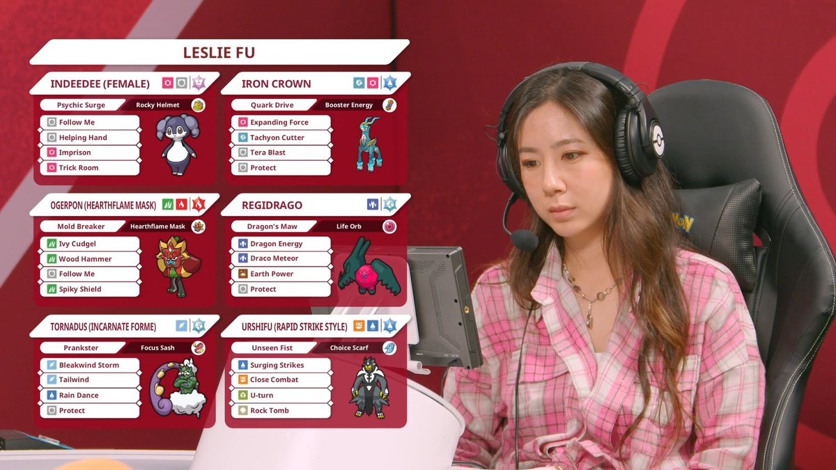 leslie PARODY tweet media