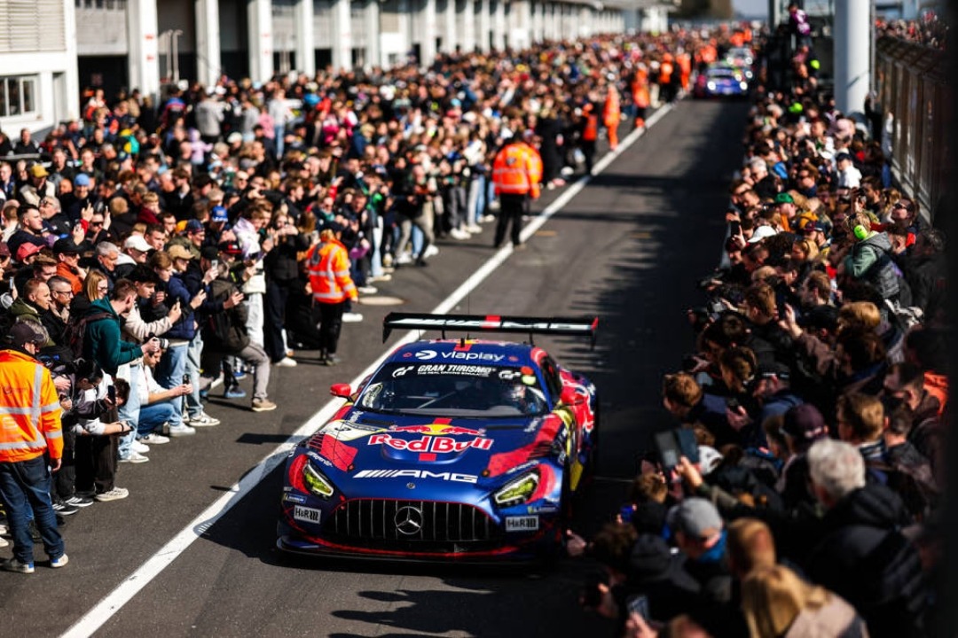 People's champion 🏆  <a href="/Max33Verstappen/">Max Verstappen</a> wins today the 4 hours GT3 Nürburgring 🇩🇪 race 

What a champion, what a tremendous talent we are witnessing. 

He won in a #Mercedes car. <a href="/MercedesAMGF1/">Mercedes-AMG PETRONAS F1 Team</a> give this man a car and he will rain the F1 Championship