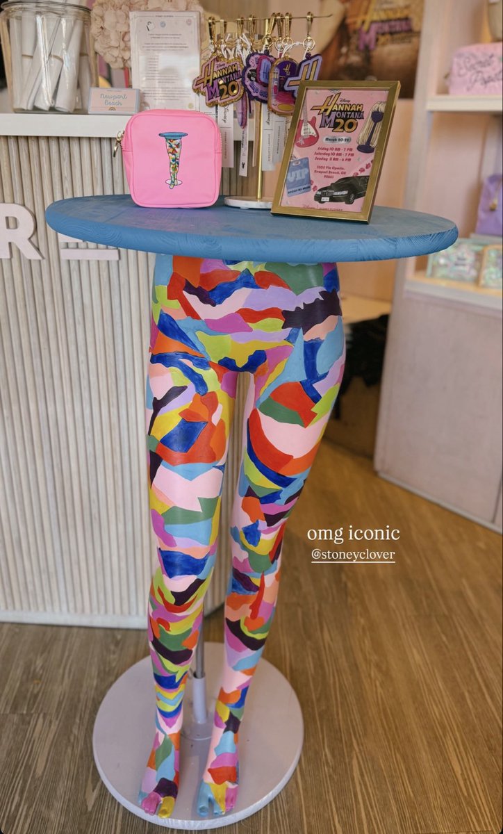 MileyEdition's tweet photo. i need this hannah montana leg table… https://t.co/8d37ajauZg