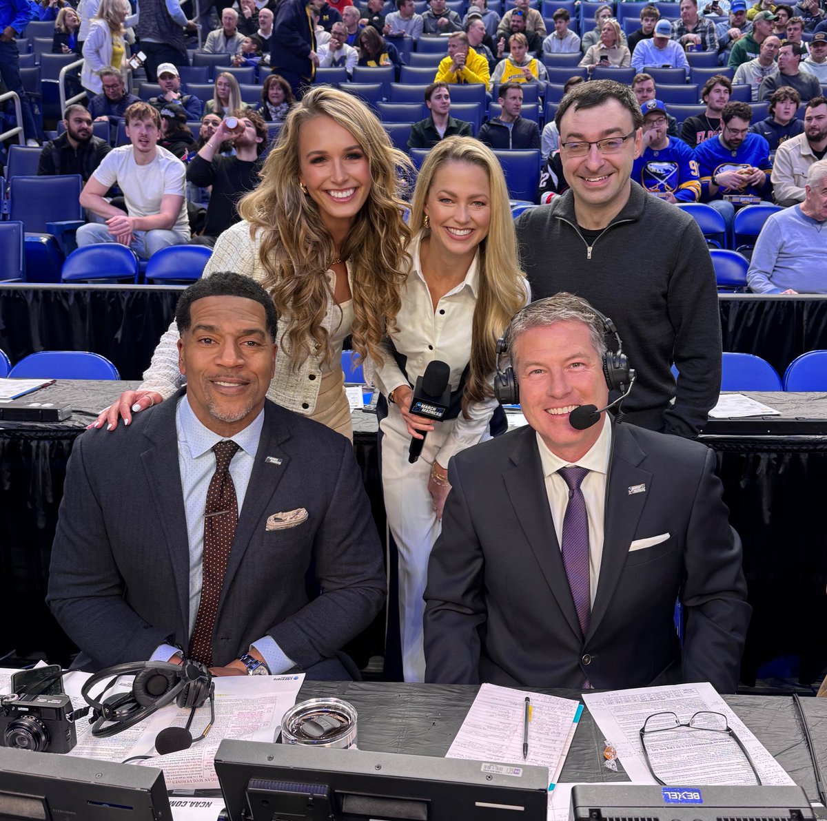 sarah kustok tweet media