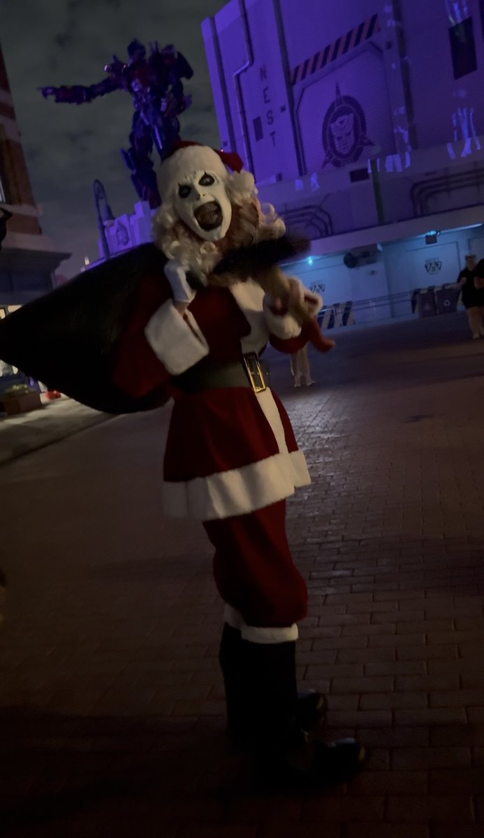 jenpnthr's tweet image. I feel #crazy