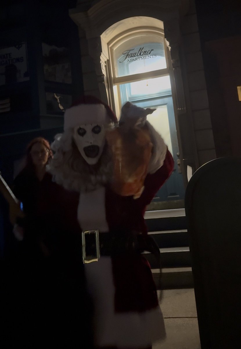 jenpnthr's tweet image. I feel #crazy