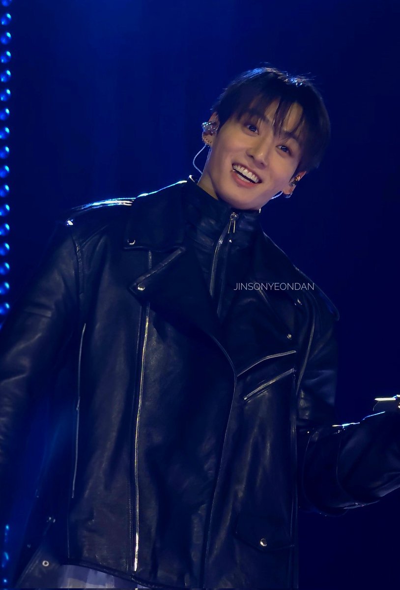 JlNSONYEONDAN's tweet photo. hhhh https://t.co/9vT4KOBKFP