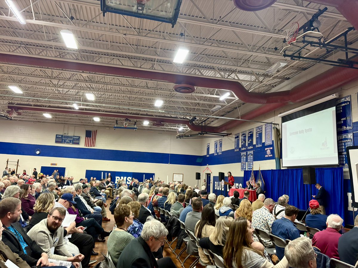 Governor Kelly Ayotte tweet media