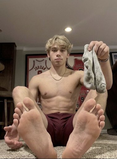 Alpha Zack tweet media