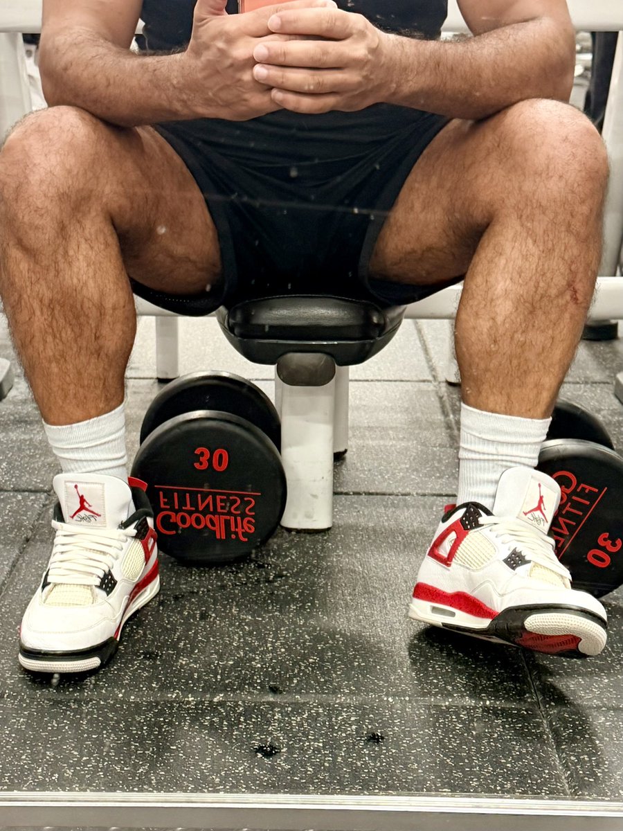 NikeguyBr 40k tweet media