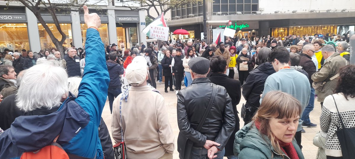 València Acull tweet media