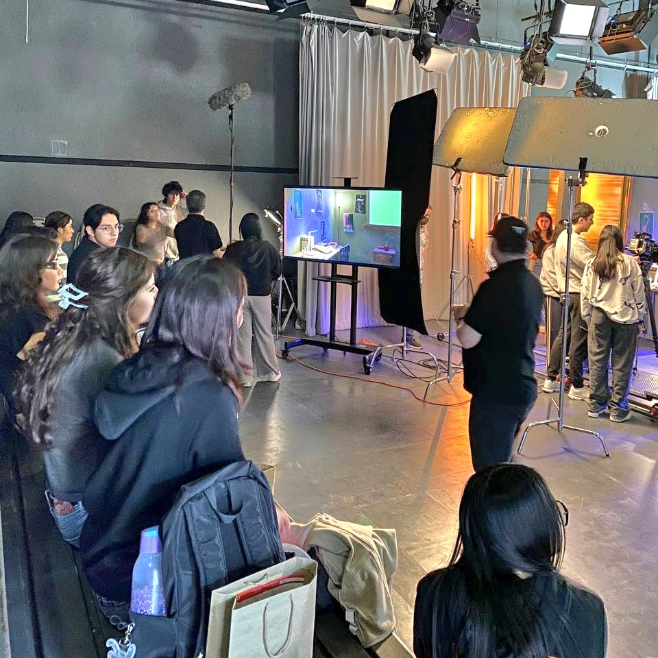 UPAEP's tweet photo. Cada actividad acerca a nuevas posibilidades. ✨
UPAEP Match Up sigue construyendo experiencias que ayudan a descubrir vocaciones. 🦅📖
#UPAEP #SeTrataDeTi #MatchUpUPAEP https://t.co/y05tIXG0Hp