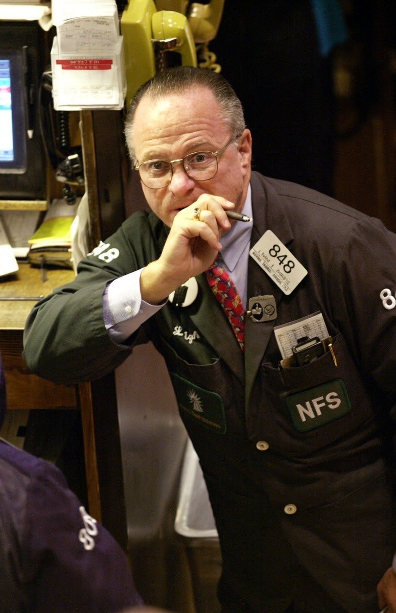 2001 Live tweet media