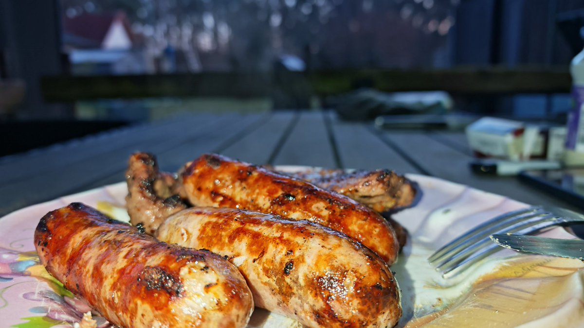 Fasten Hansi tweet media