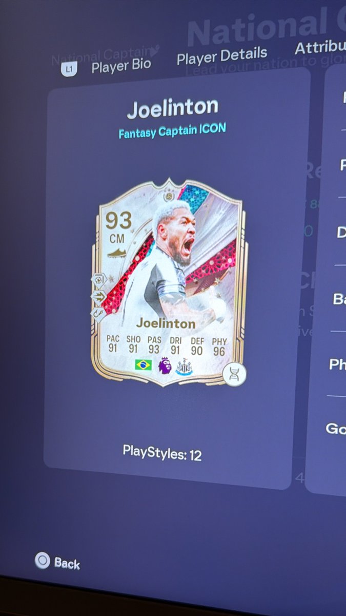 بـدر tweet media