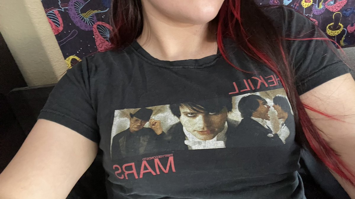 angela • tweet media