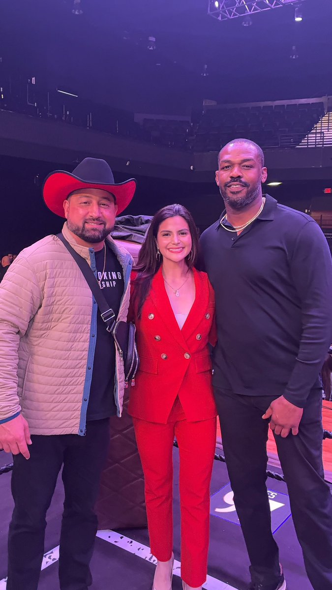 Valentina Gomez tweet media