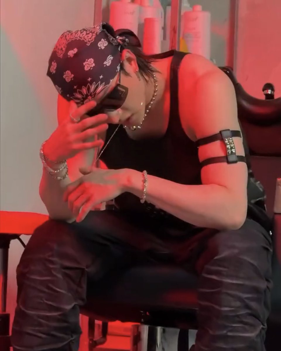 catty ꒰🍎꒱ ชอบบังชาน ｡ tweet media