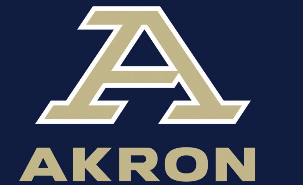 LukeFleischman's tweet image. After a great conversation with @CoachTibs I am blessed to have earned my 3rd D1 offer from @ZipsFB @BallCoachJoeMo @RMatviko @Coach_BNeal @DFitzpatrick56 @April_Trauba 

#GoZips
#AGTG

@justjamesss20 @JerrySmith617 @____NextGen @SFHSfootballNY @SFHS_FB_Recruit @ubring @MACSports