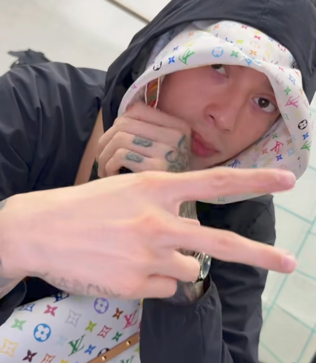 Starry Night 🛸 tweet media