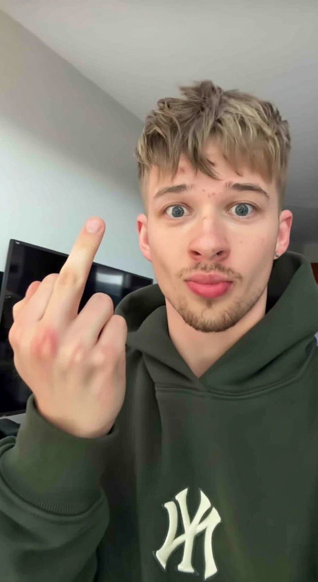 SimpleNolan0's tweet photo. Morning boys, who’s stepping up and getting noticed today? 💪🏻🔥 https://t.co/f6Ax5fPjW7