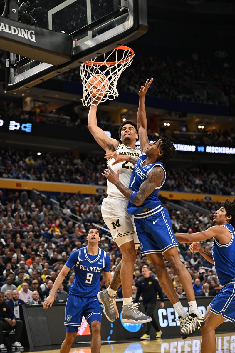 Michigan Men's Basketball tweet media