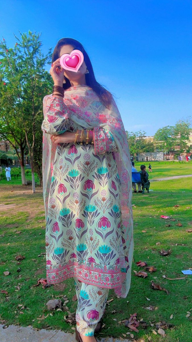 Blue Sapphire tweet media