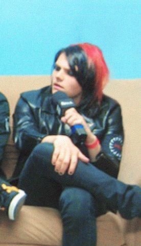 noelle ⋆｡°✩ tweet media