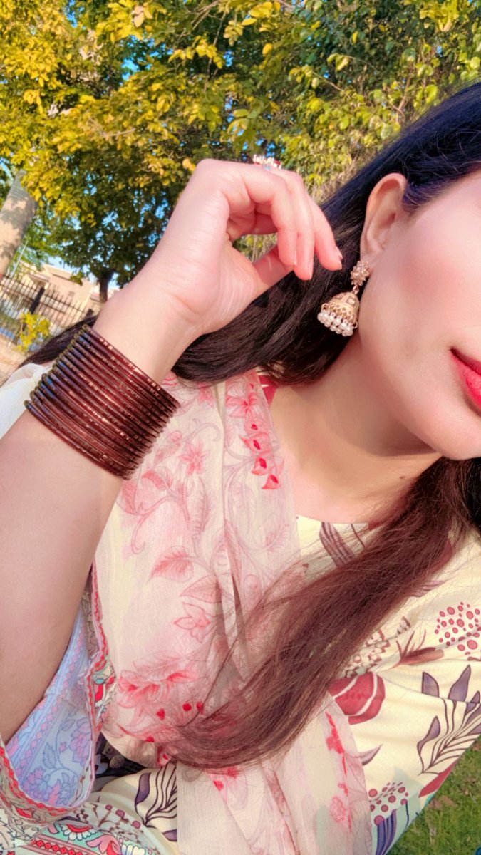 Blue Sapphire tweet media