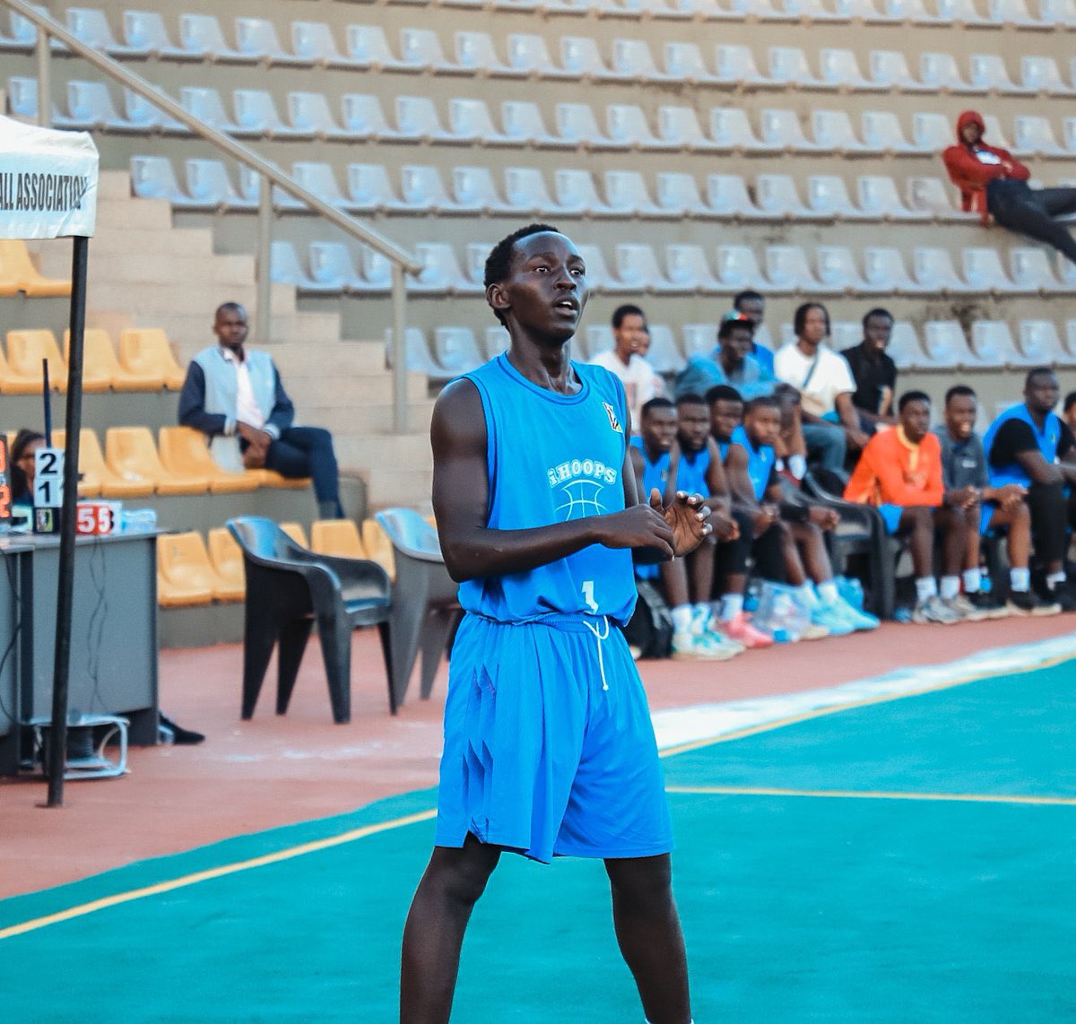 #iHoopsBasketball tweet media