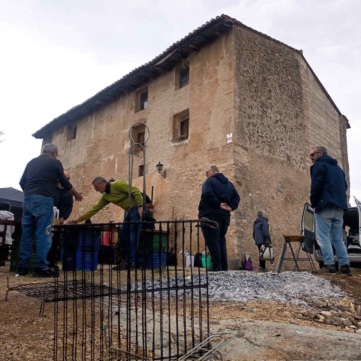 Hardacho tweet media