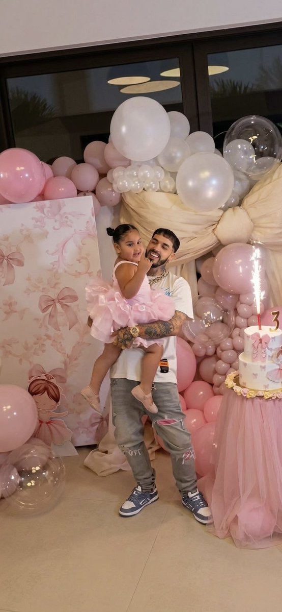 иath*̣v*̣dad👻🌷 tweet media