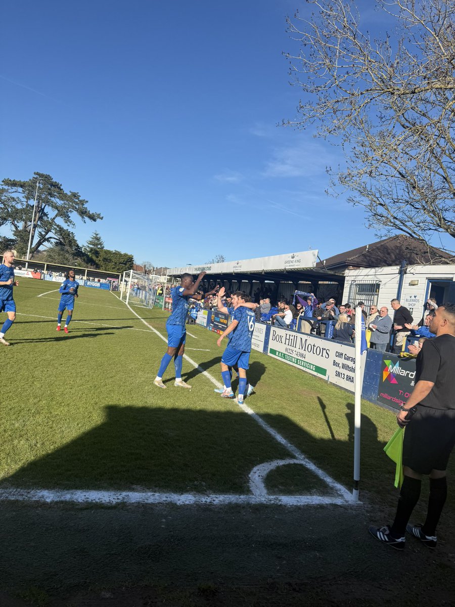 Lee Kington tweet media