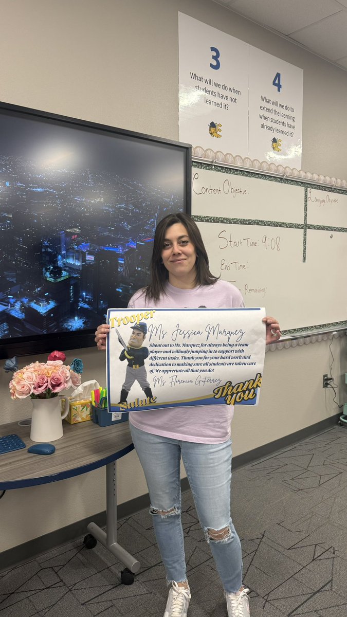 ᖇOᗷ ᖇOᗷᒪEᗪO tweet media