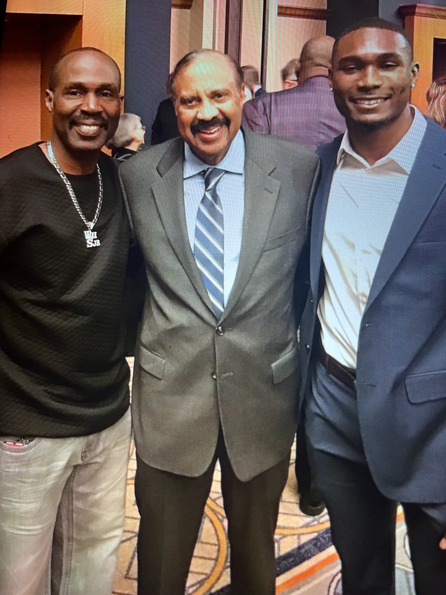 Fred B. Mitchell tweet media