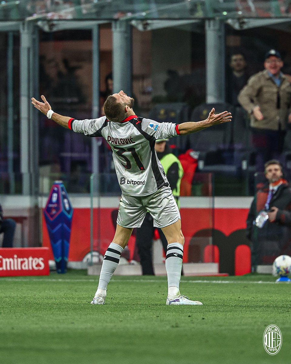 AC Milan tweet media