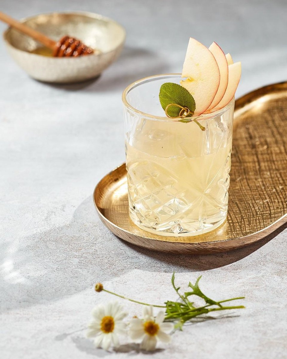 Silks Gin tweet media