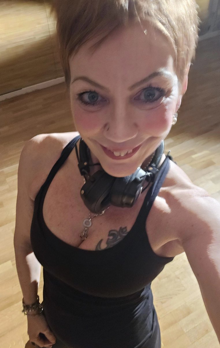 Fr.Vira🌸 tweet media