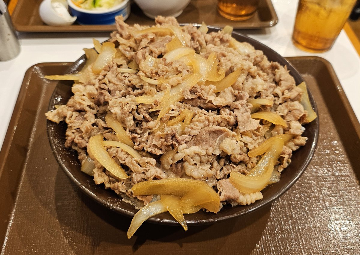 Mel Milky tweet media