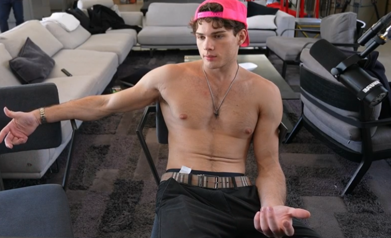 ClavicularUpdates tweet media