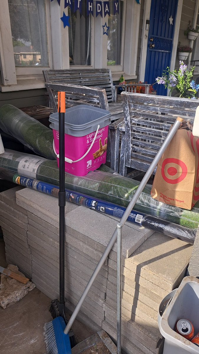 El Toño tweet media