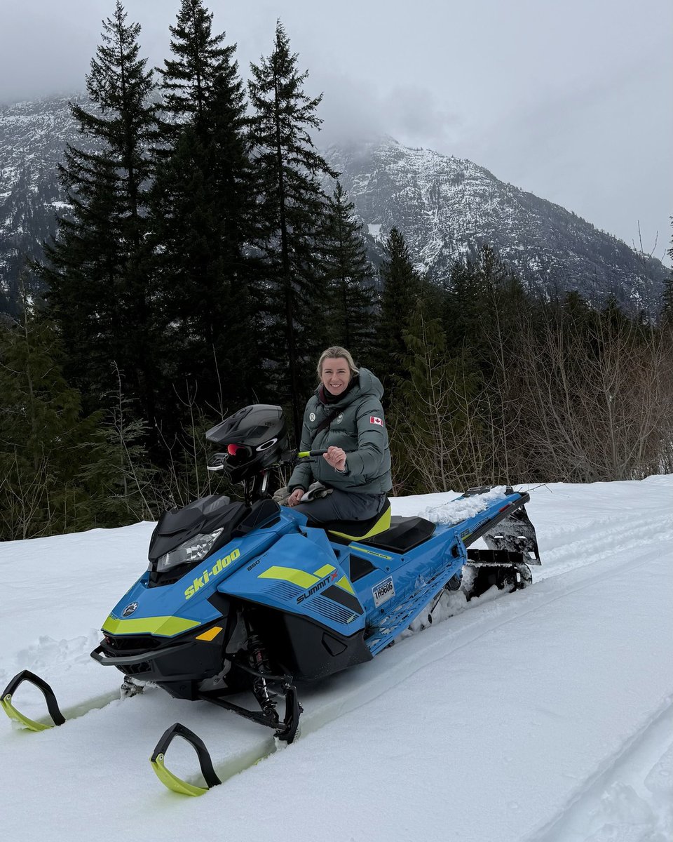 Emma Miskew tweet media