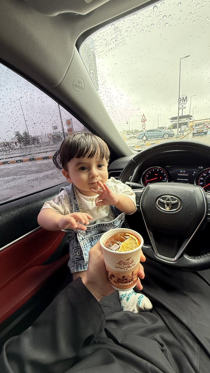 معاذ 🇴🇲 tweet media