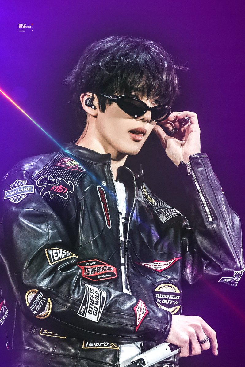 𝗥𝗘𝗗 𝗖𝗛𝗘𝗖𝗞 tweet media