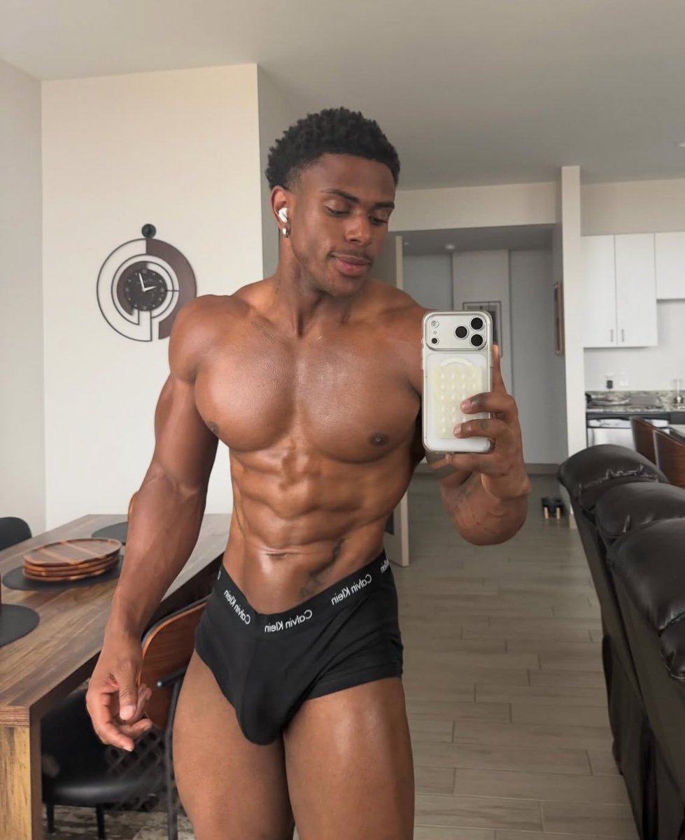 everythingkaycee tweet media