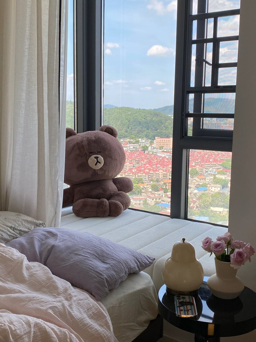 Melanie  tweet media