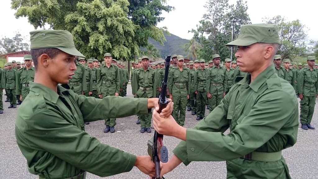 Ejército Oriental tweet media