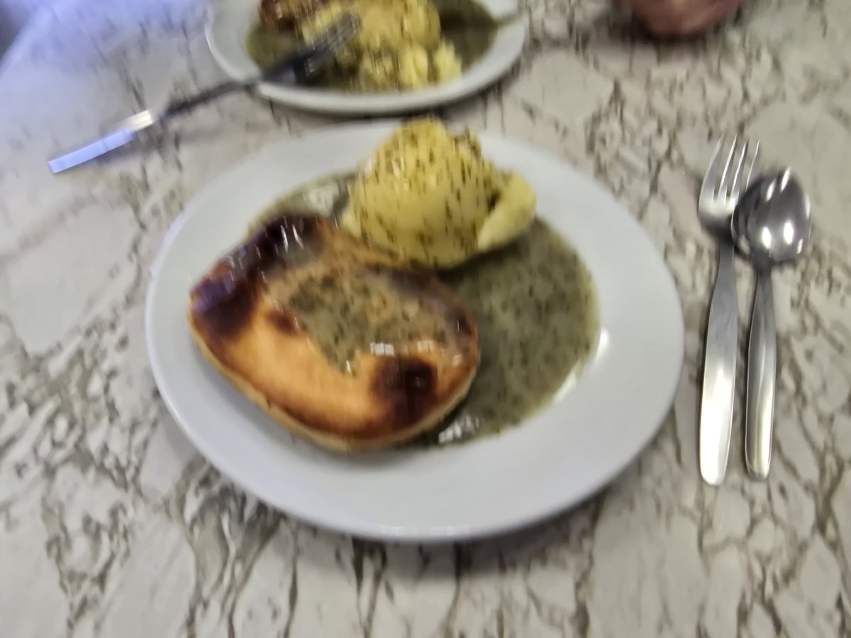 Chelsea Dan tweet media