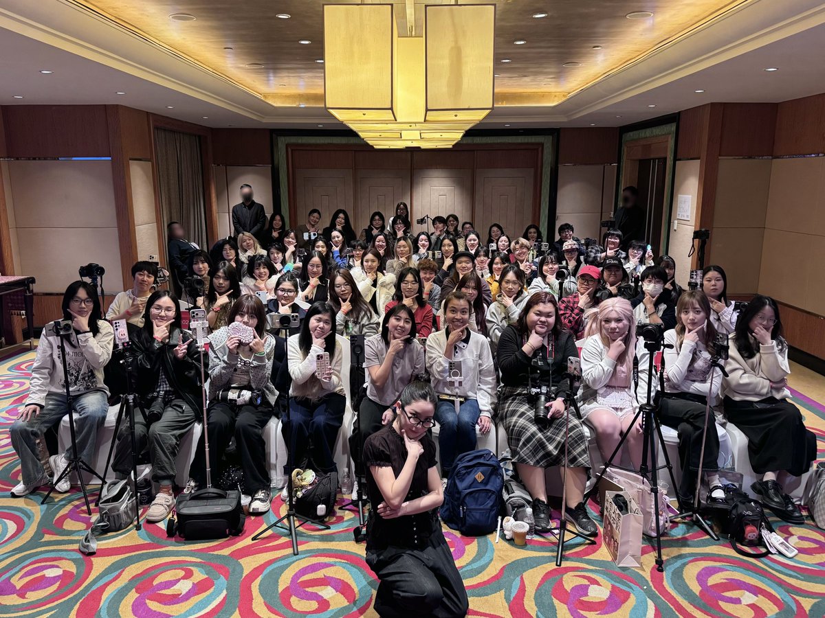 마마무(MAMAMOO) tweet media