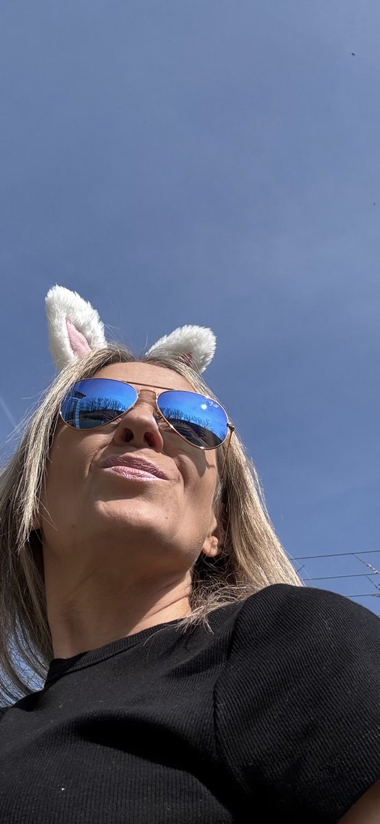 Anna Jewes tweet media