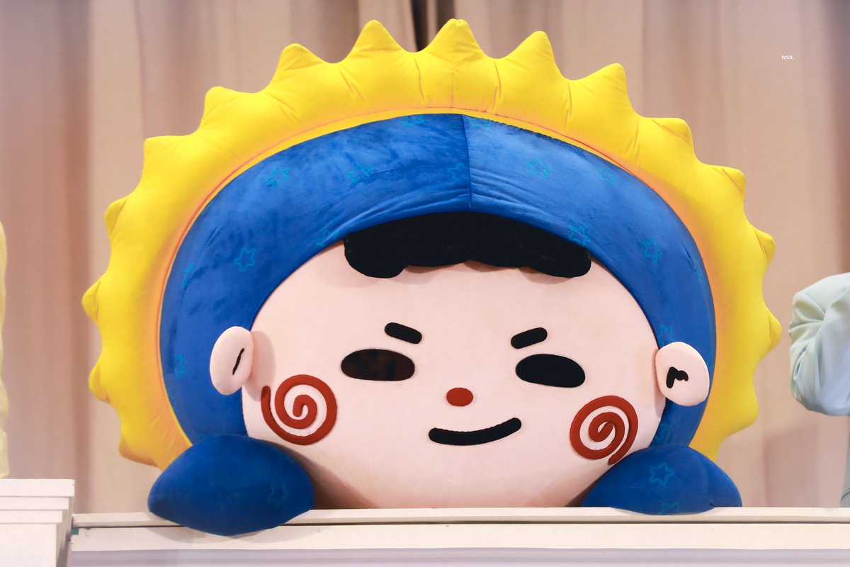 หลานป้าน่ารักมากกกกกกกกกก 🥺✨️

JUNIORMARK AT SUMMER THE MALL BANGKAE

#THEMALLSUMMER2026xJUNIORMARK