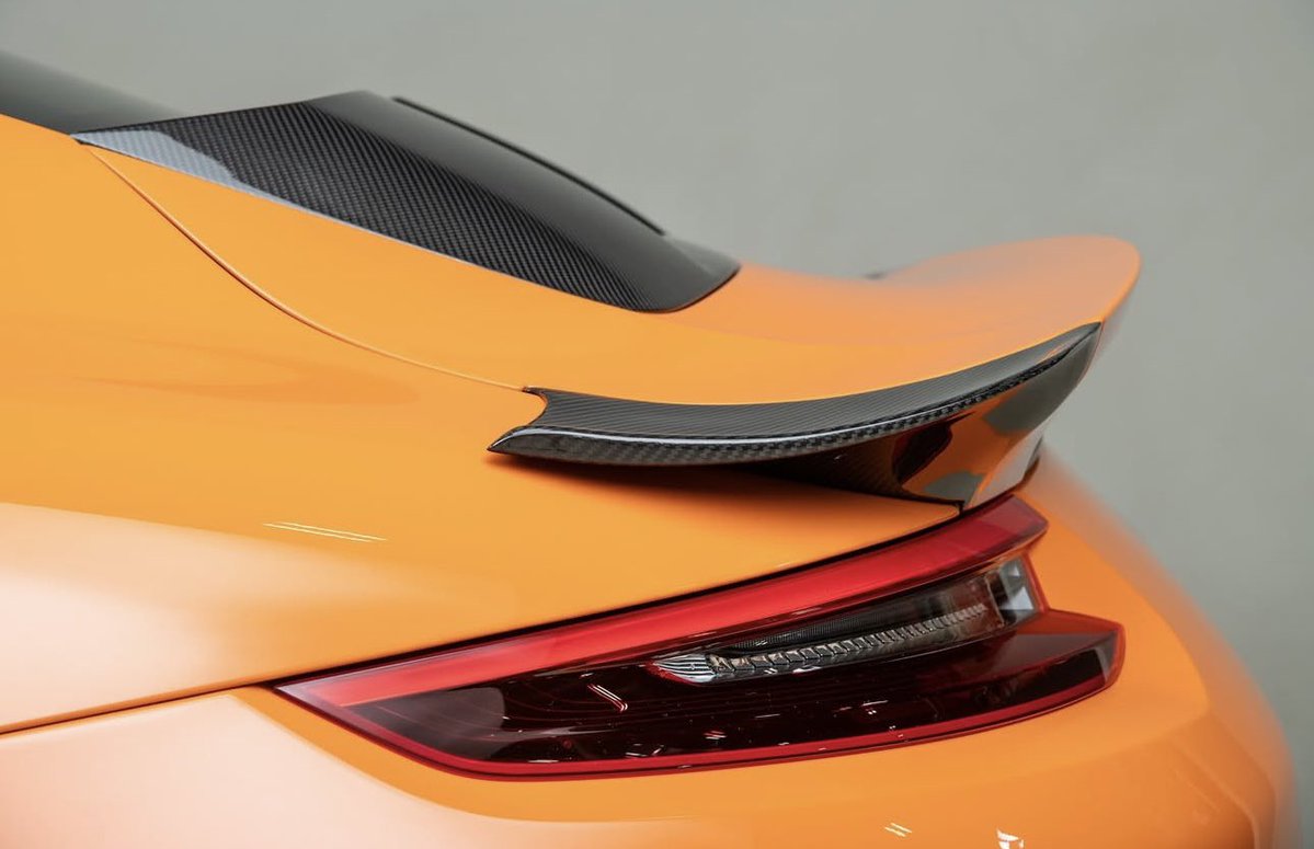 Porsche Club tweet media